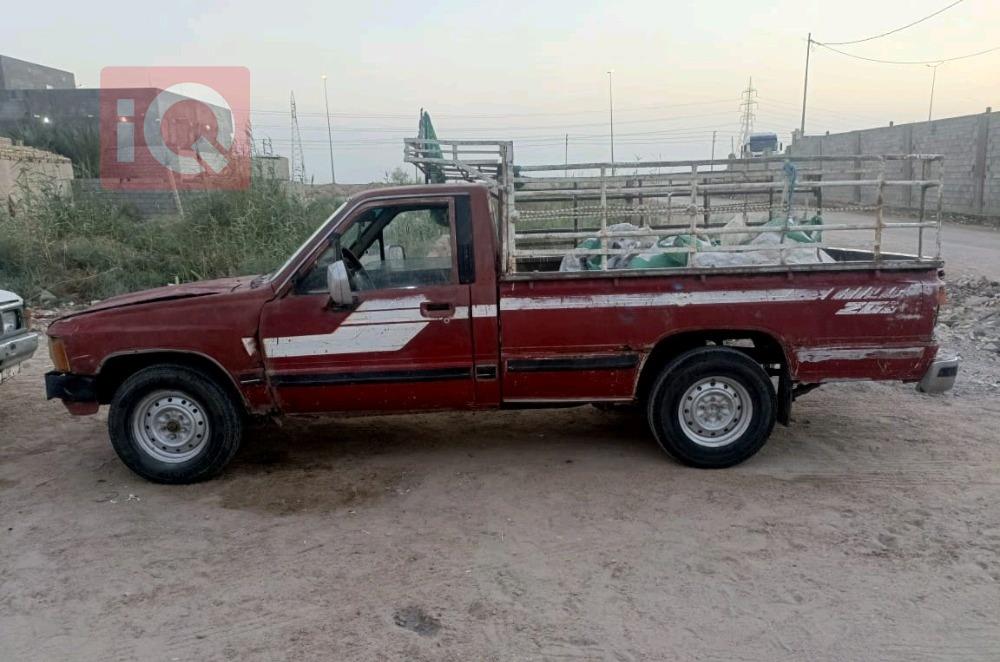 تويوتا هايلوكس